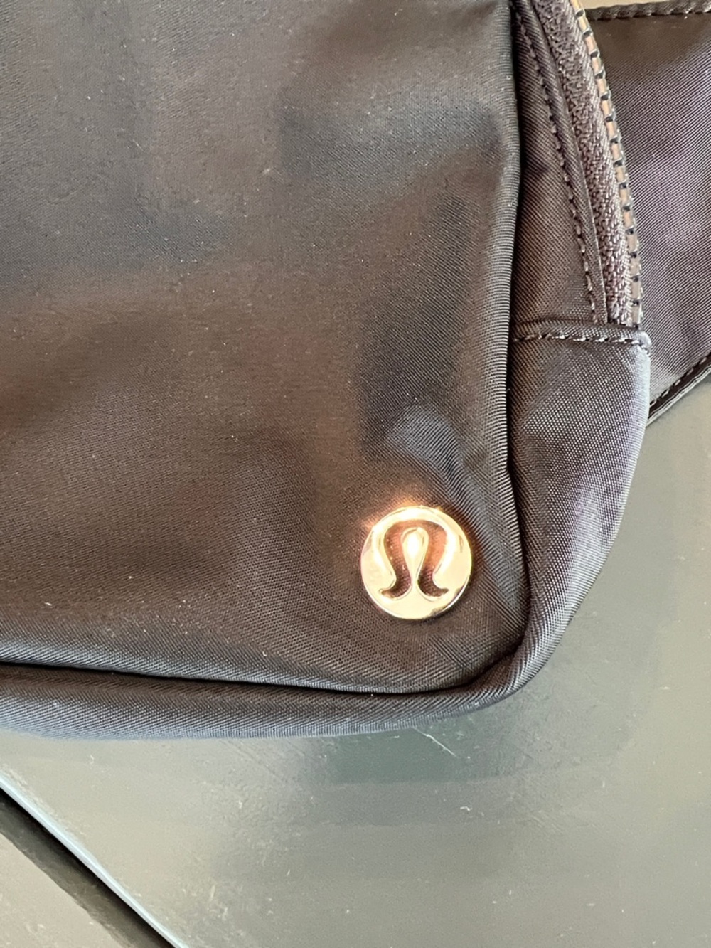 Lululemon Everywhere Belt Bag Large 2 Liter - Picture 3 of 7